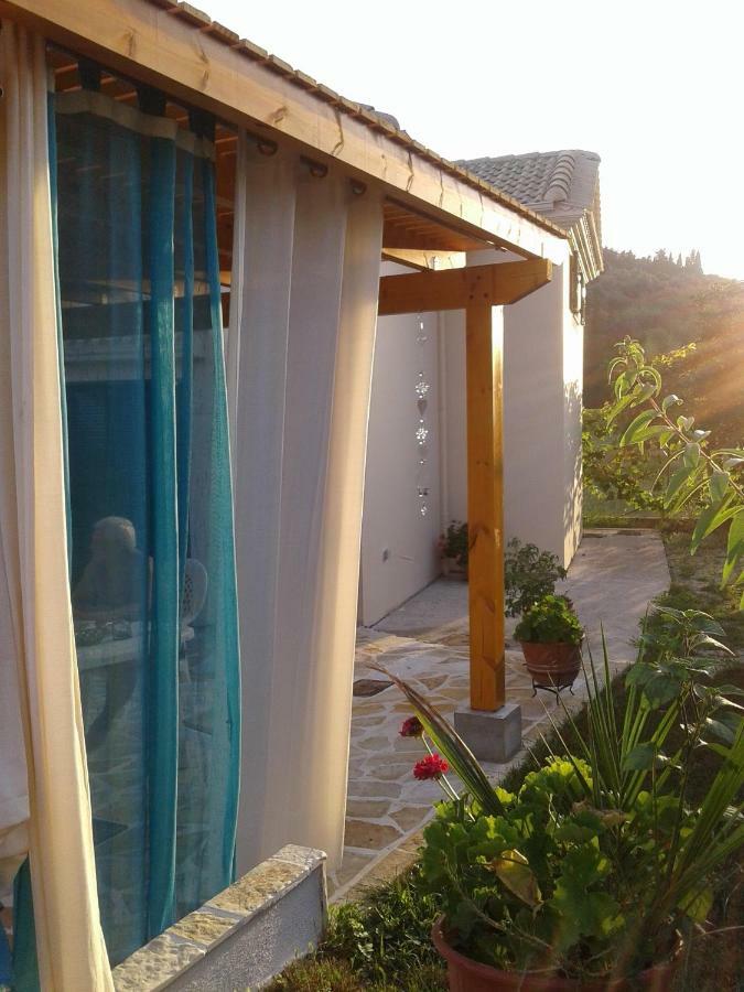Vitaládes Villa Armonia מראה חיצוני תמונה