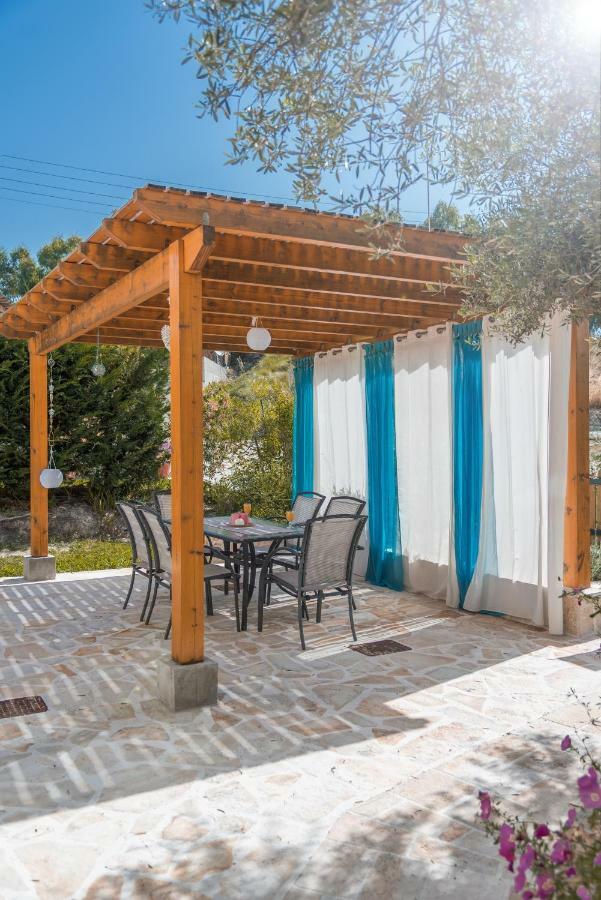 Vitaládes Villa Armonia מראה חיצוני תמונה